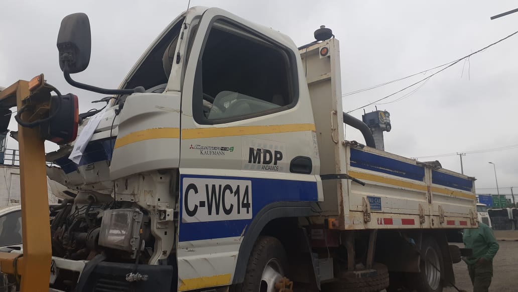  Mitsubishi CANTER  USADO